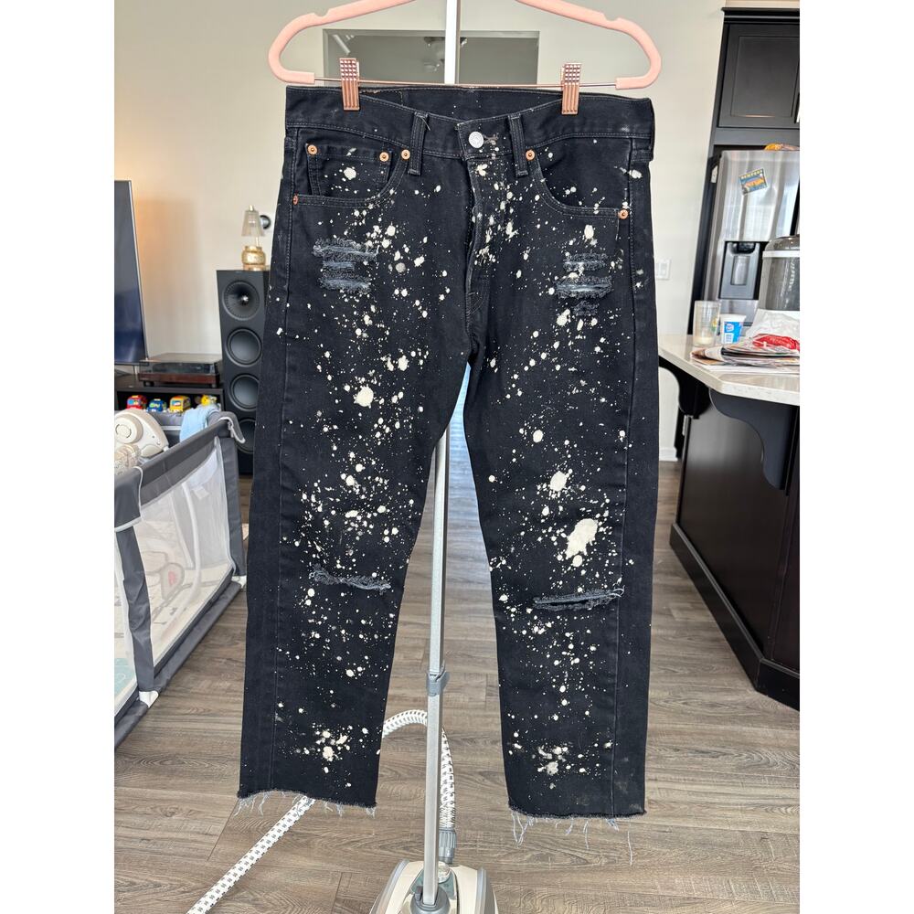 31 Levi 501 Jeans